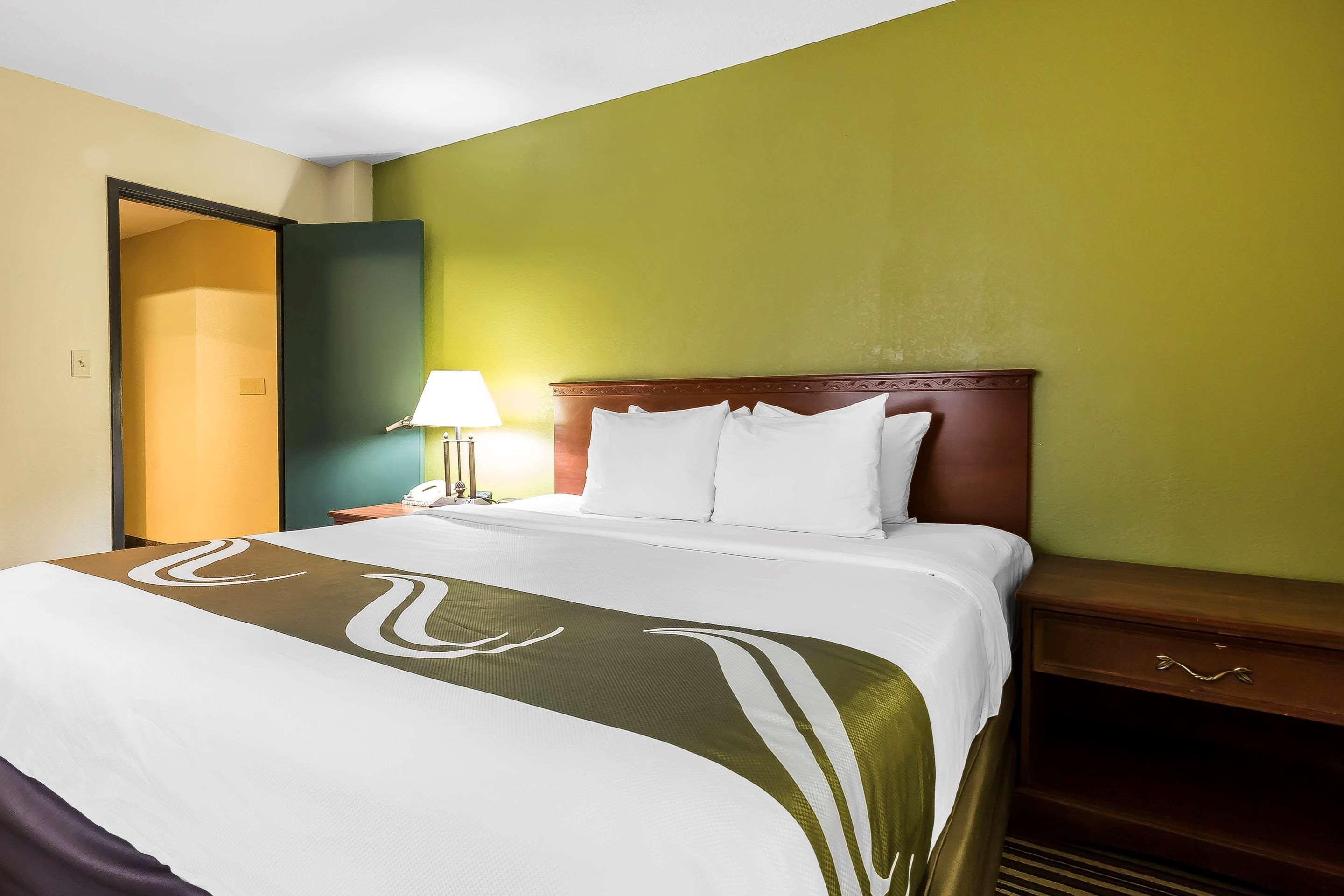 Quality Inn & Suites Columbia I-70 Extérieur photo