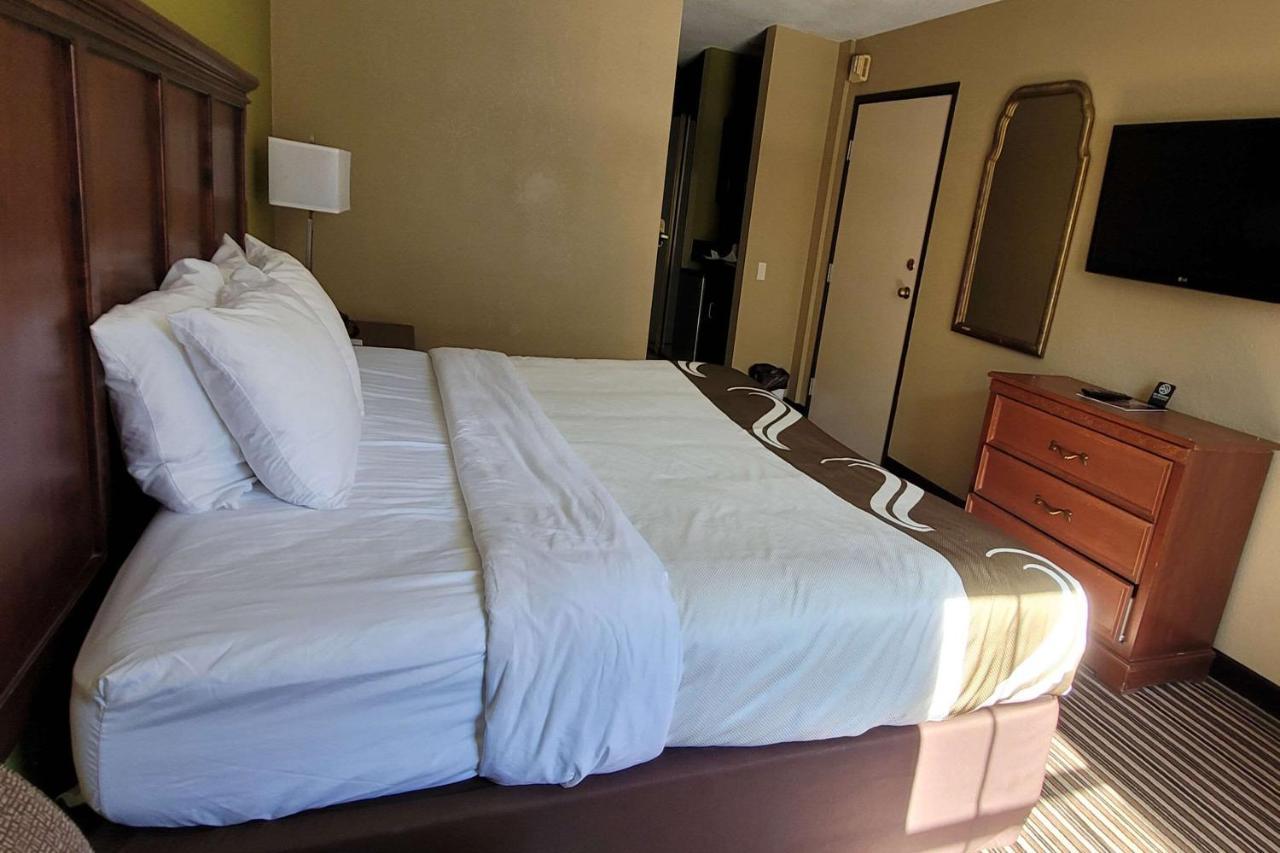 Quality Inn & Suites Columbia I-70 Extérieur photo
