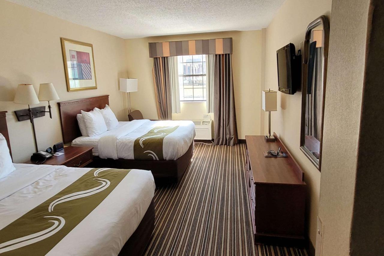 Quality Inn & Suites Columbia I-70 Extérieur photo