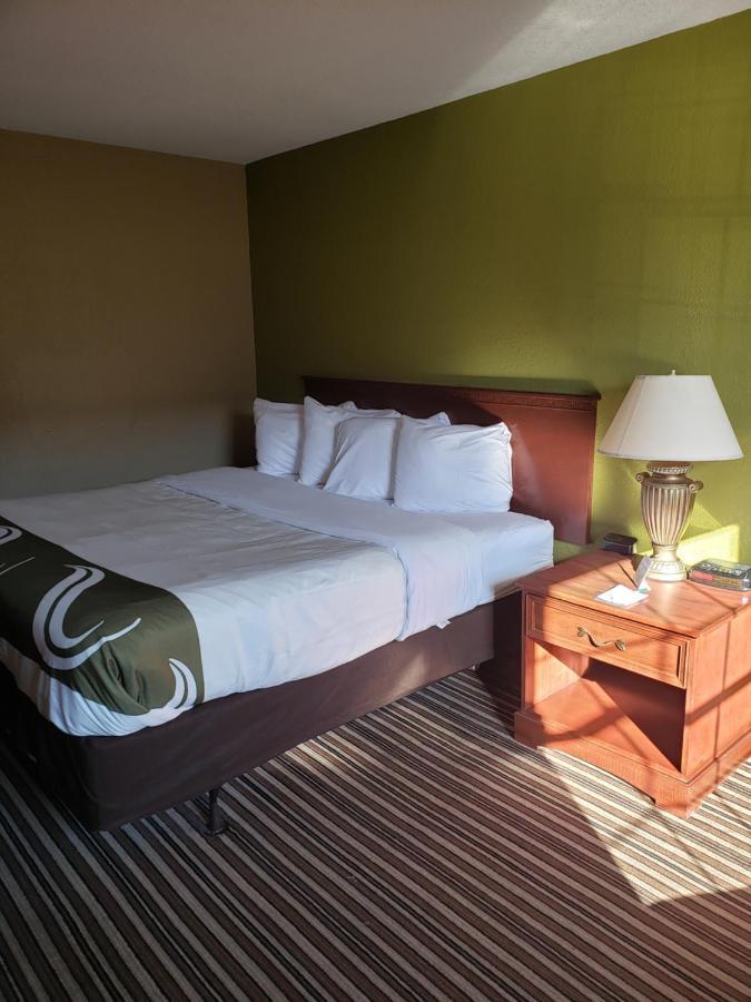 Quality Inn & Suites Columbia I-70 Extérieur photo